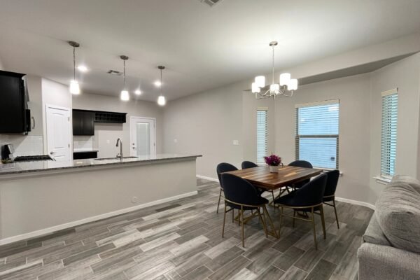 Dinning Room Well interior Design