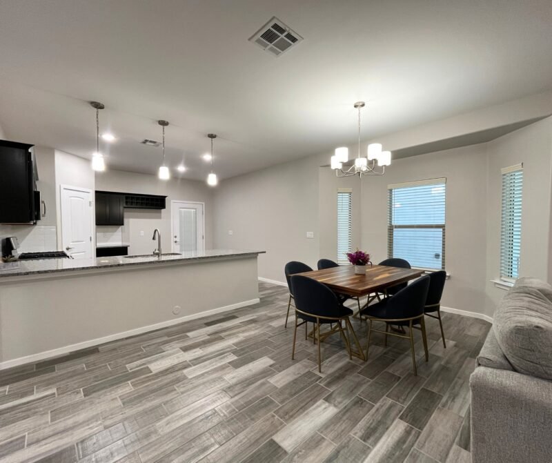 Dinning Room Well interior Design