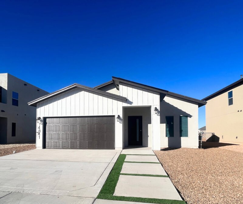 Frisco TN2 model home front