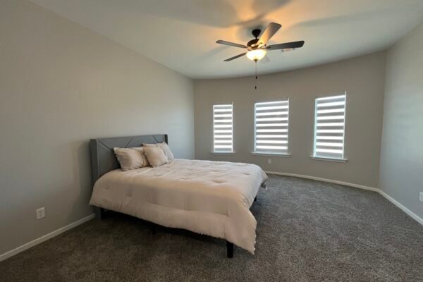 Full bedroom with double Bed