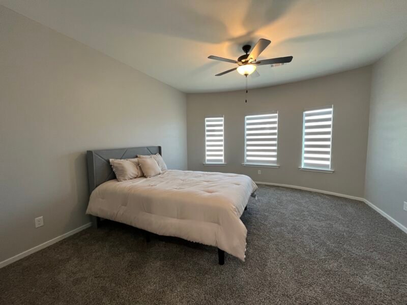 Full bedroom with double Bed