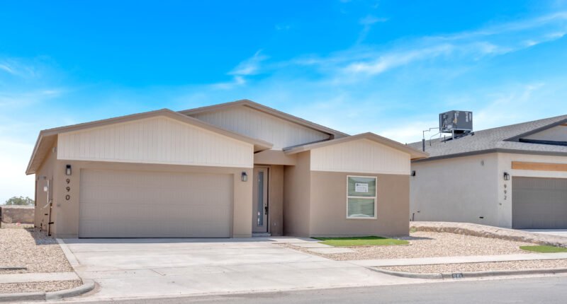 new style camel color design single floor with garage from left side