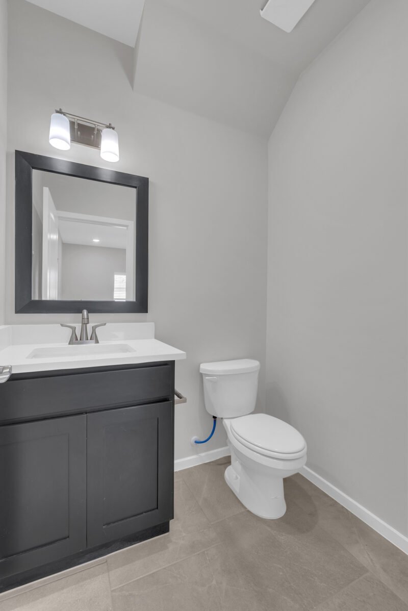 single basen with commode