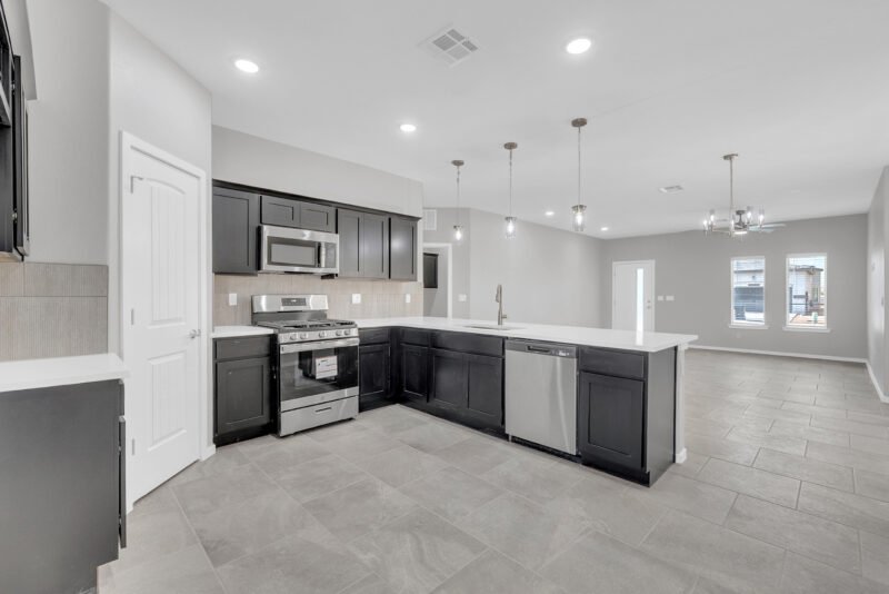 Kitchen Left View