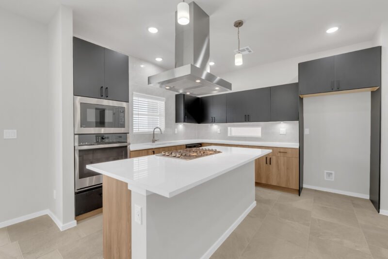 Gray color theme and wood style view