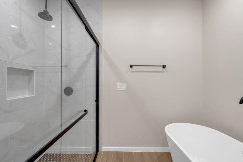Bath Tub