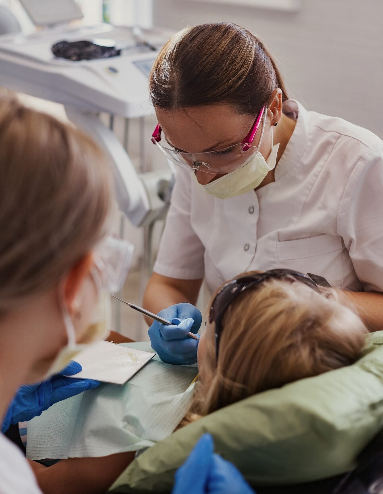 Caring for Little Smiles at the Pediatric Dentist Office
